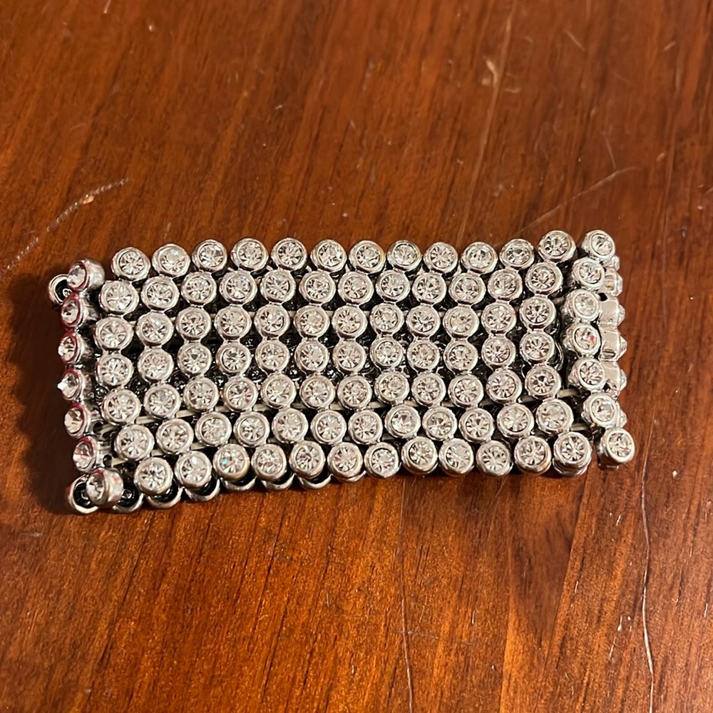 Diamond cuff